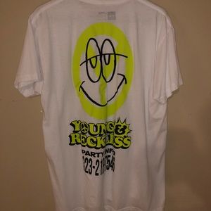 Young and reckless mens large t-shirt